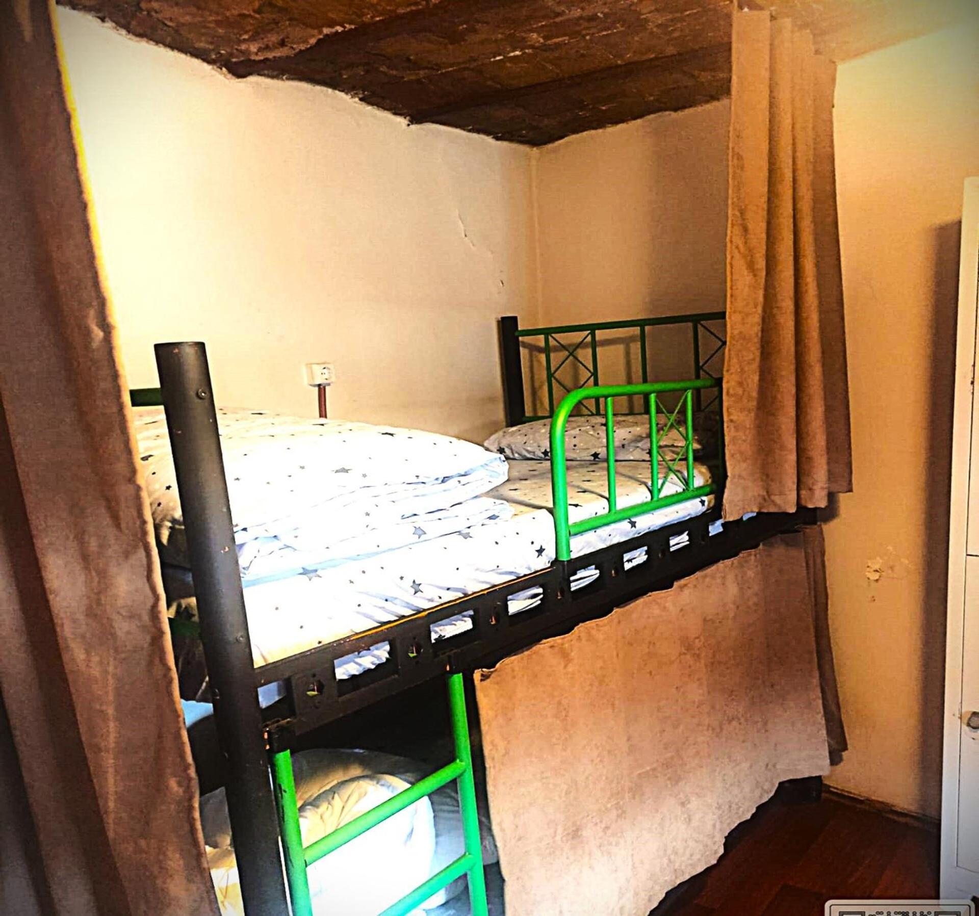 Galata West Hostel Стамбул Экстерьер фото